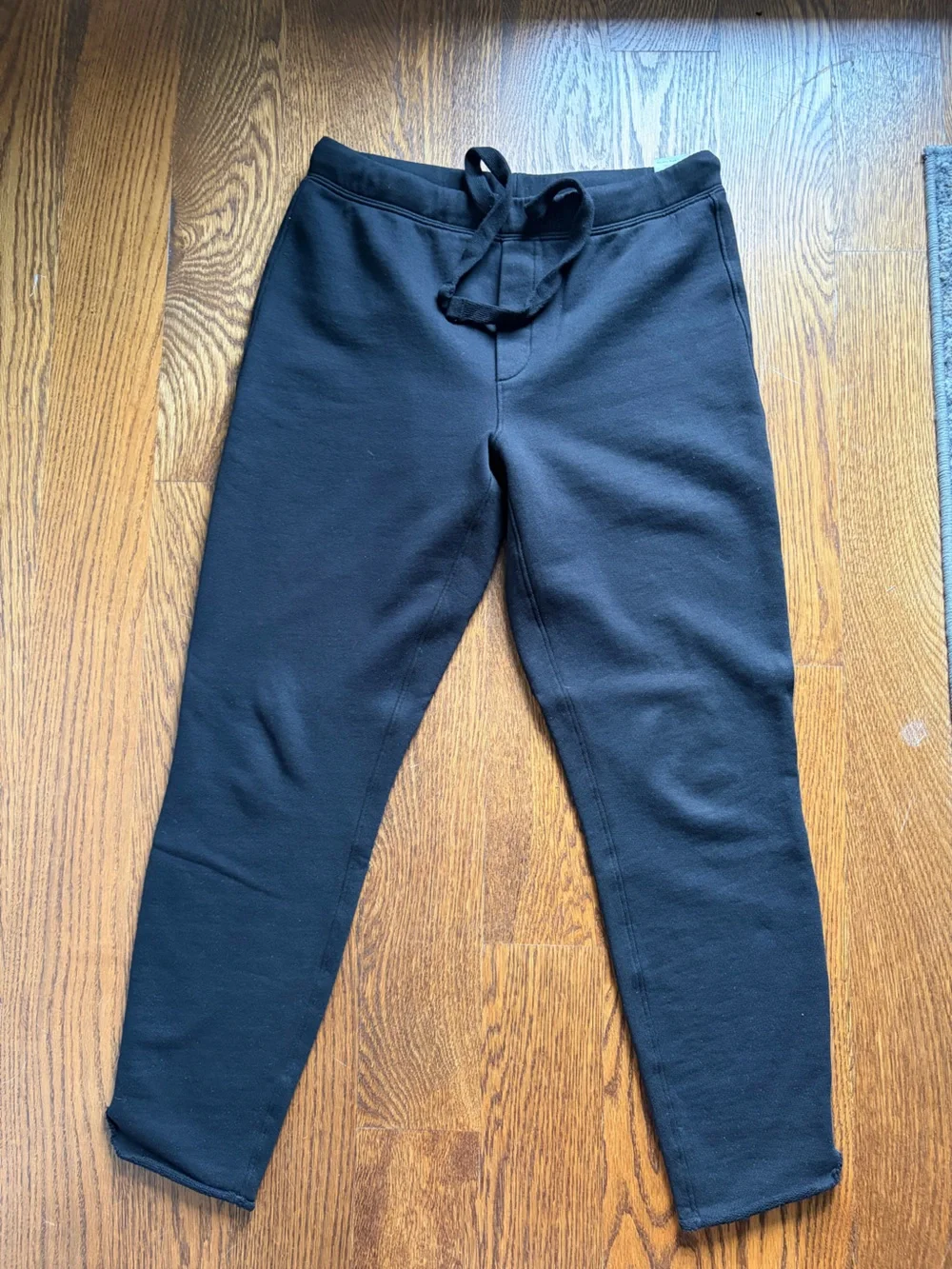FRANK AND EILEEN Tulip Ankle Sweatpant - Picture 5 of 8